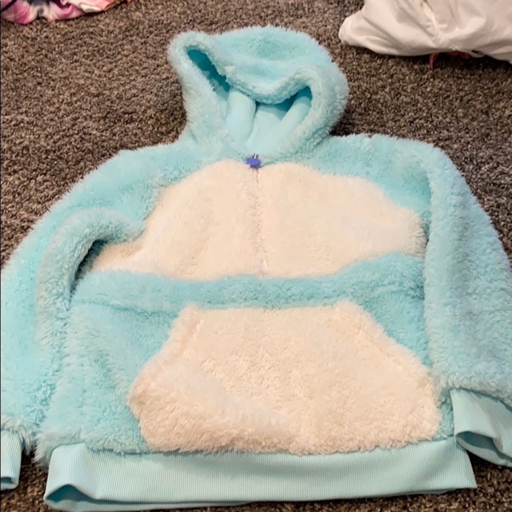 More than magic fleece hoodie pullover sz M (7-8)